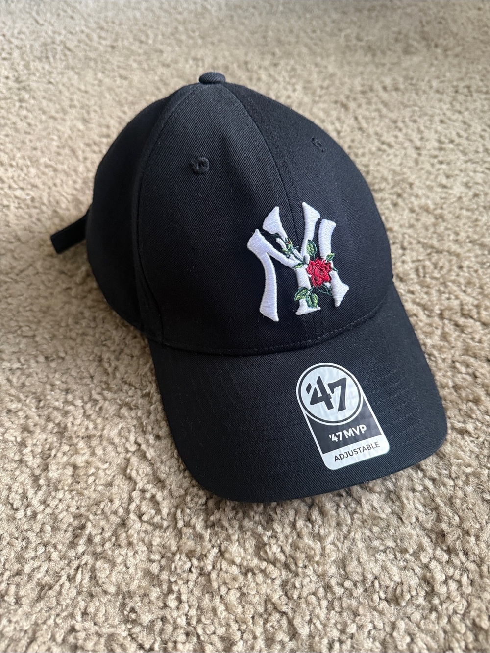 47 Black New York Yankees Cap with Rose Embroidery